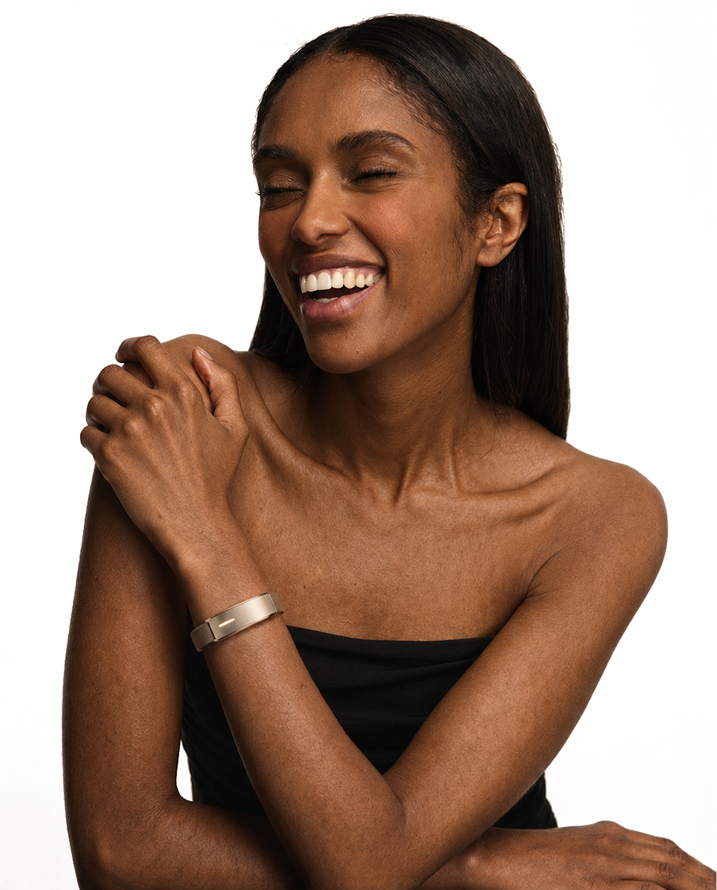 Woman wearing a Vea wellness band