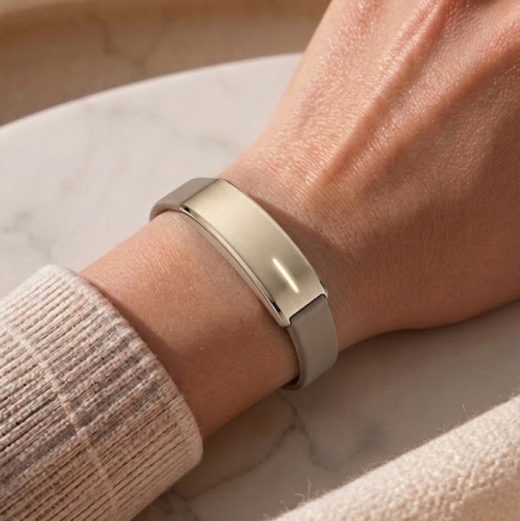 Vea wellness band worn on a wrist
